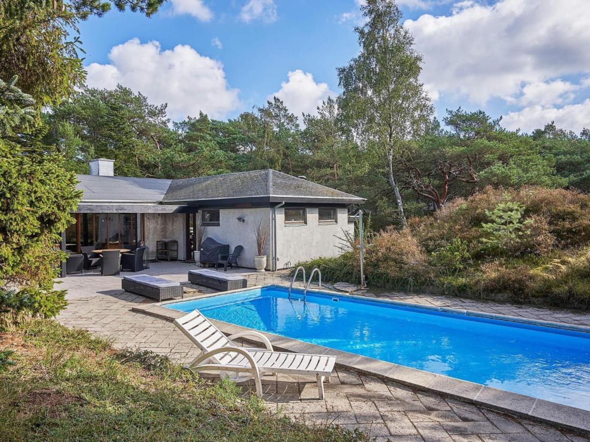 6 Person Holiday Home In Nex Neksø Extérieur photo