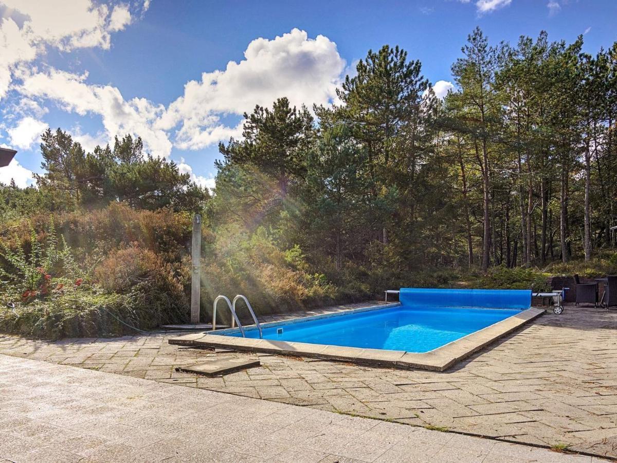 6 Person Holiday Home In Nex Neksø Extérieur photo