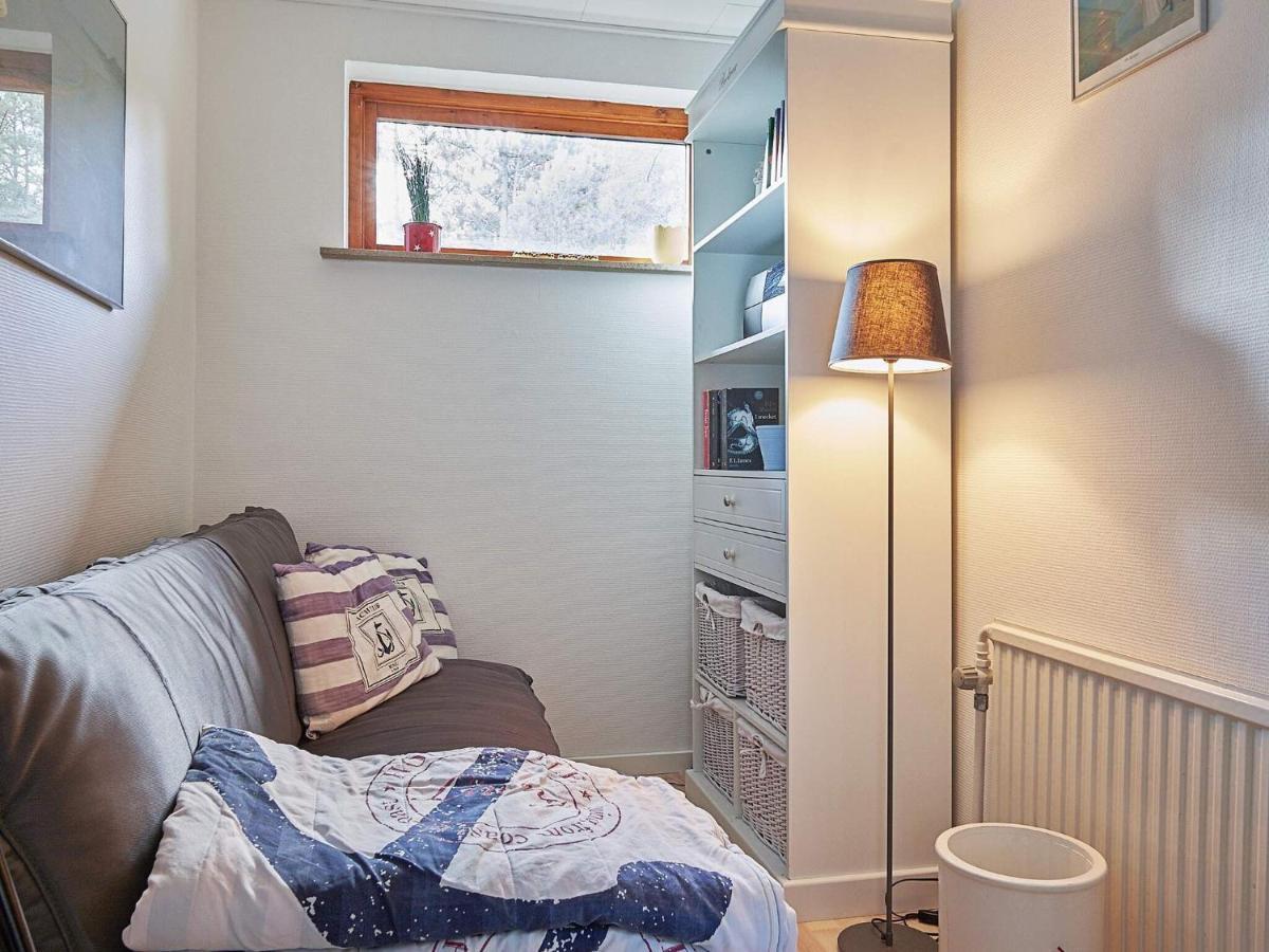 6 Person Holiday Home In Nex Neksø Chambre photo